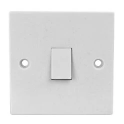 B&M 1 Gang 2 Way Light Switch - White
